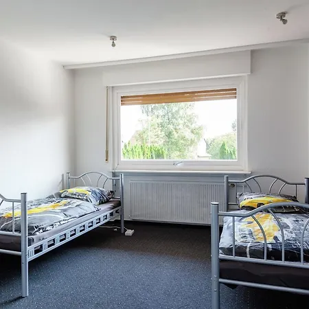 Large Group House In Hesse With Common Room, Terrace, Garden - Ideally Situated *