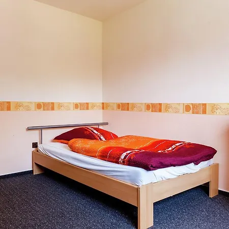 Large Group House In Hesse With Common Room, Terrace, Garden - Ideally Situated Holiday home *