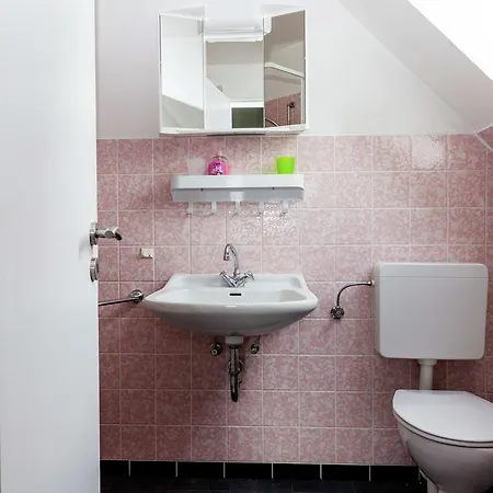 Large Group House In Hesse With Common Room, Terrace, Garden - Ideally Situated Holiday home *